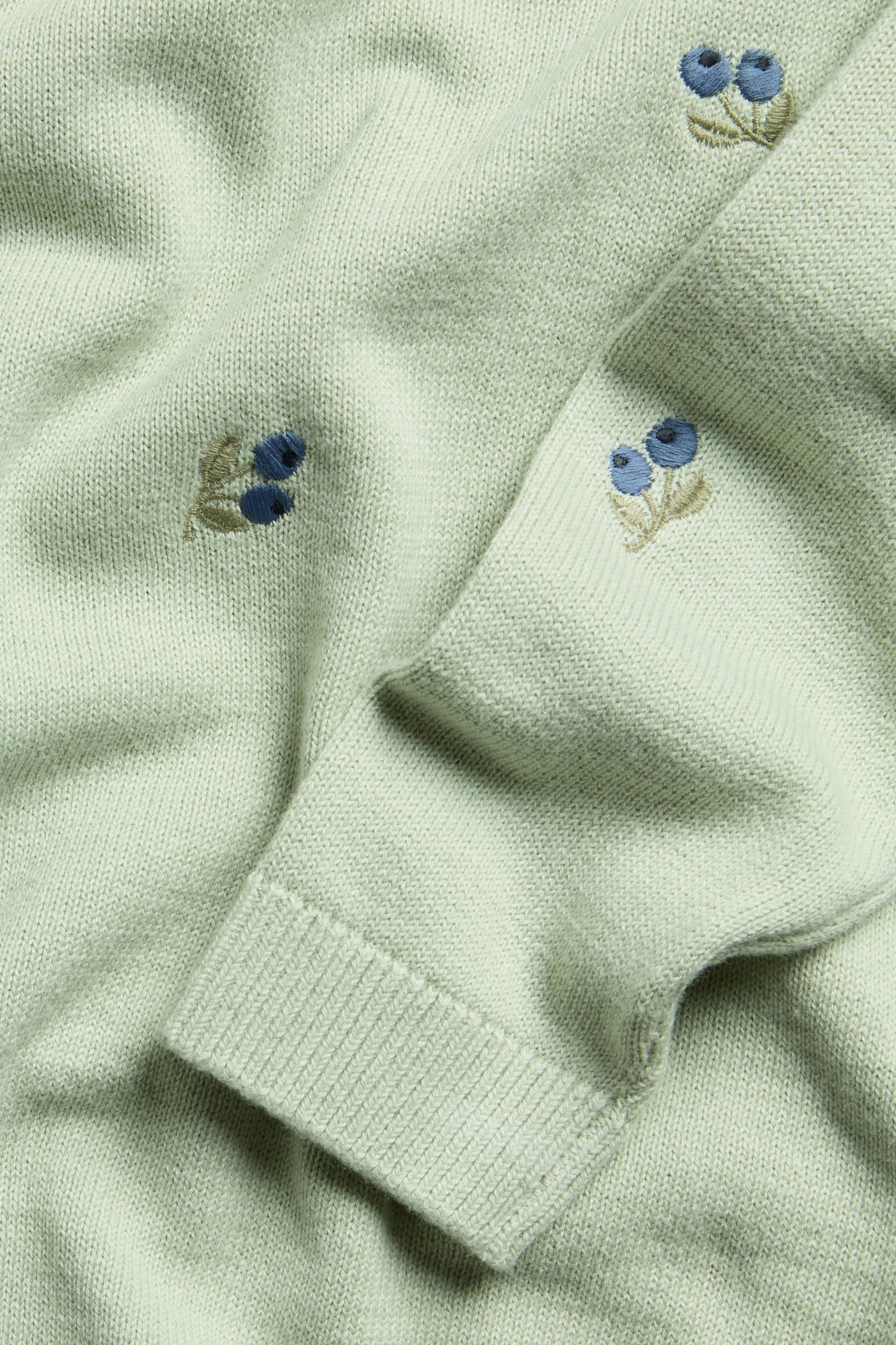 Baby & kids green knitted jumper with blueberries
