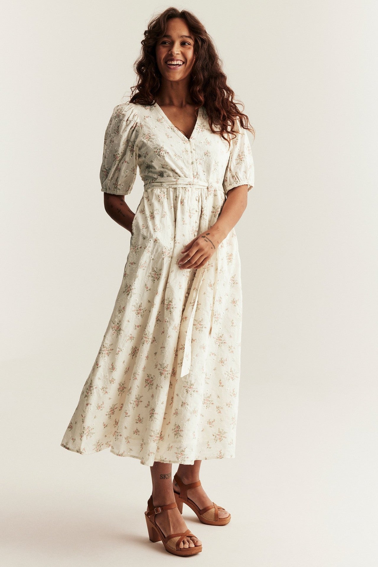 Women's white floral dress