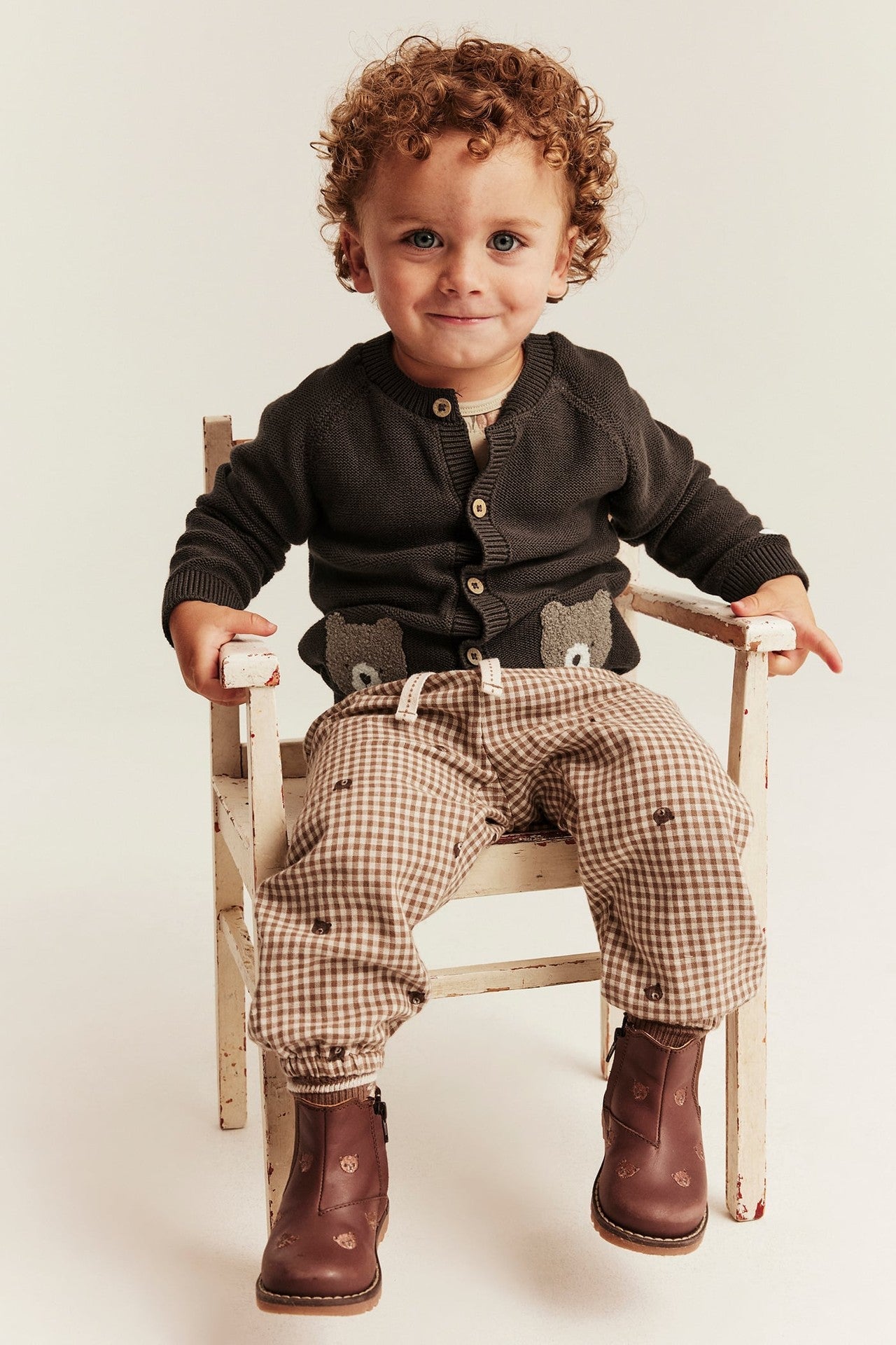 Baby brown cardigan with teddy bear