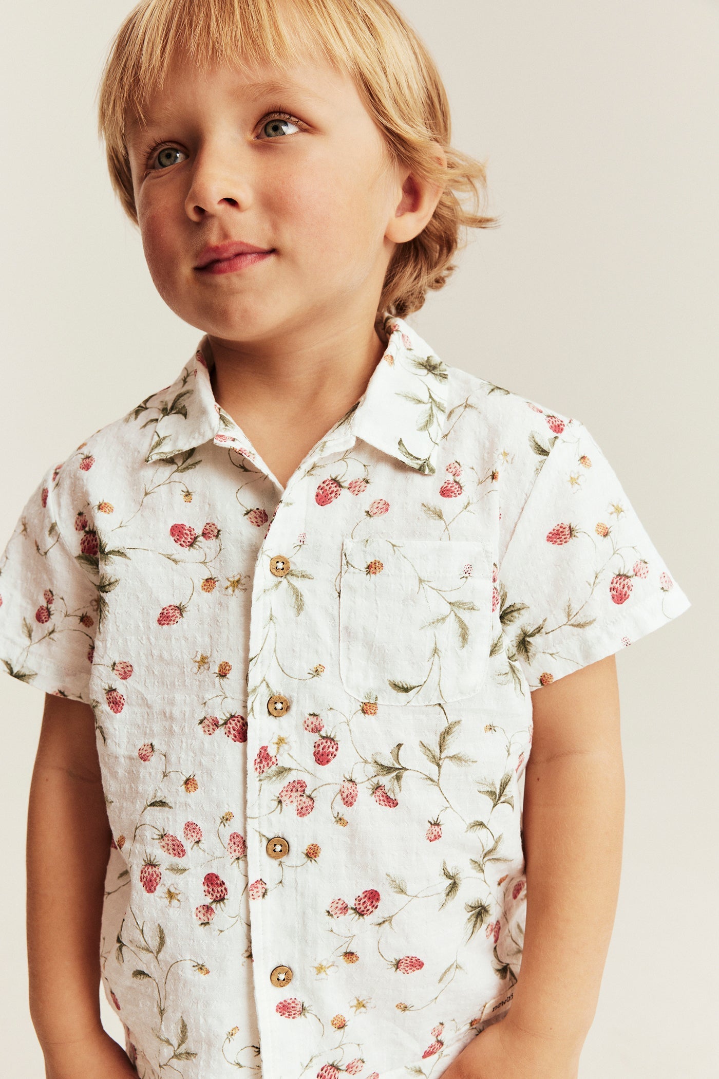 Kids wild strawberry print shirt