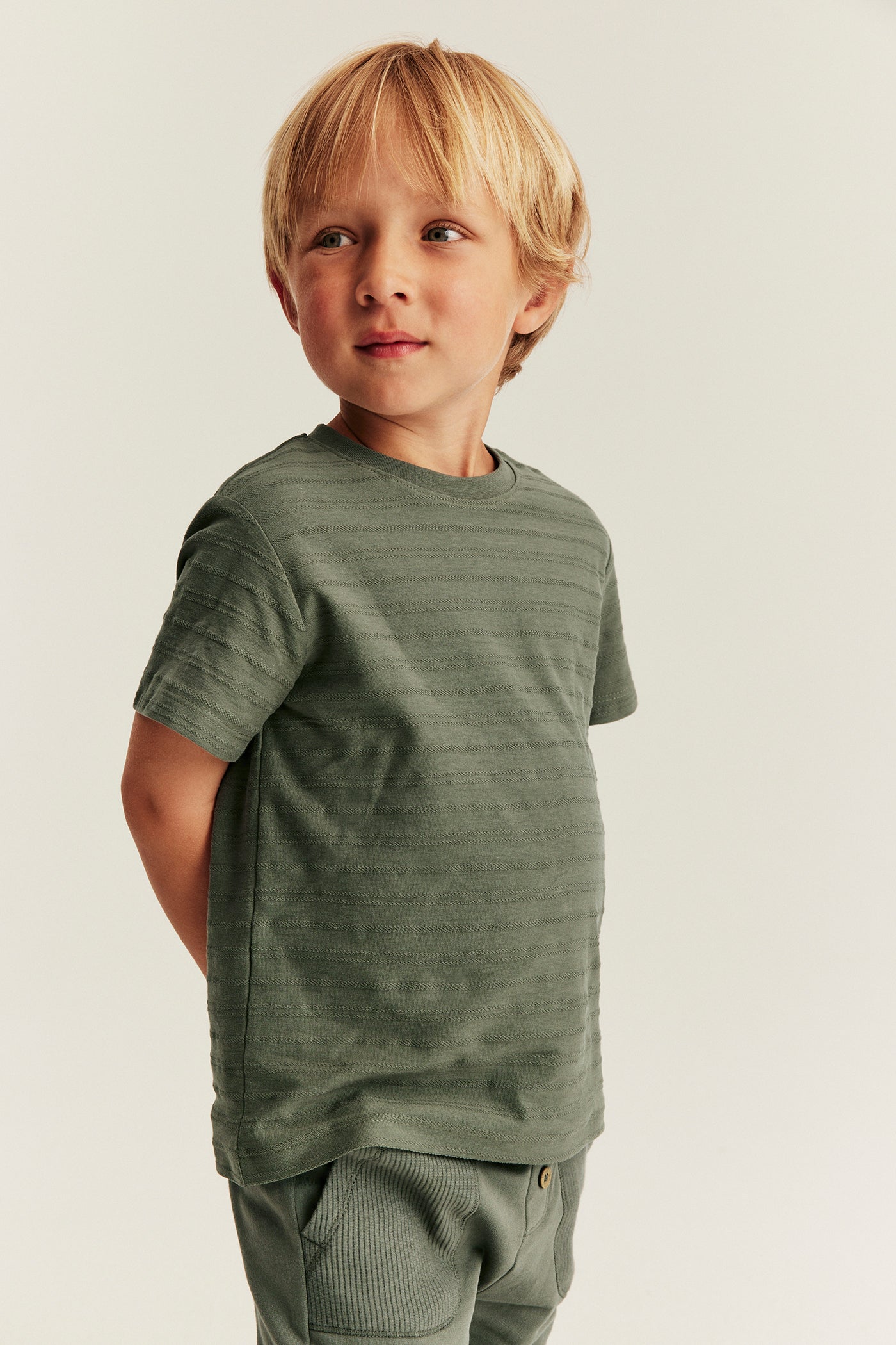 Baby & kids green textured T-shirt