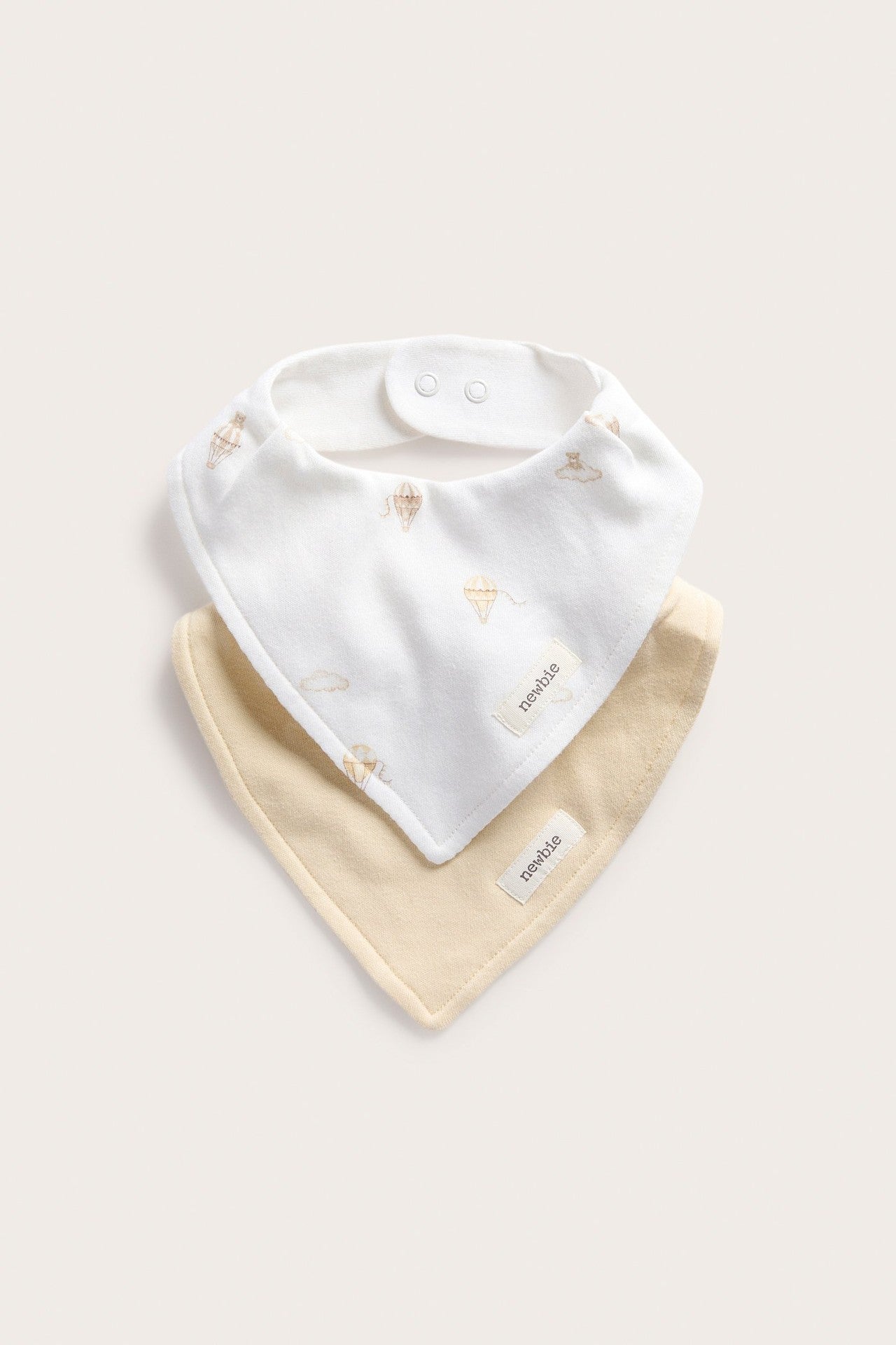 Baby bibs with hot air balloons (2‑pack)
