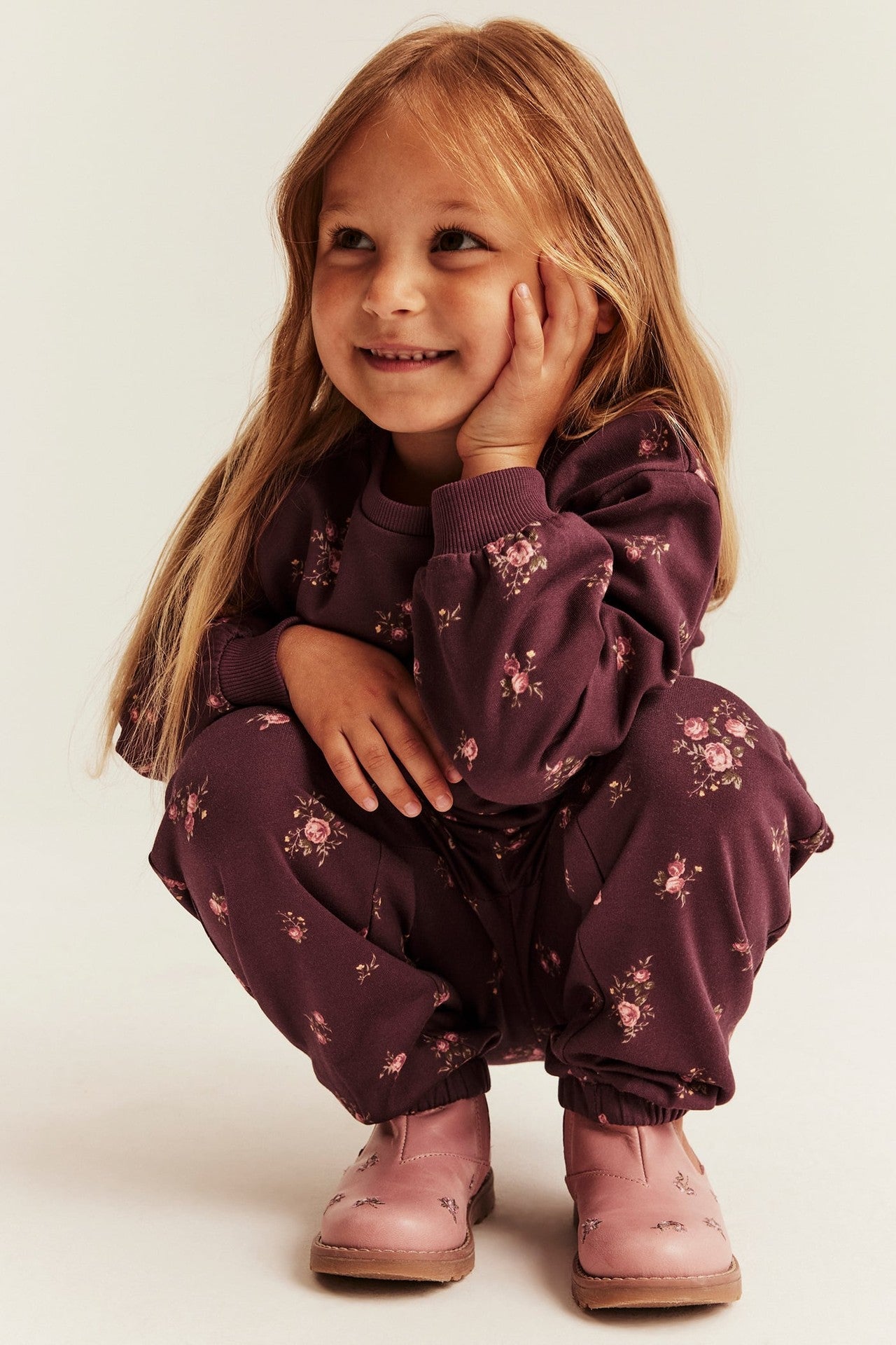 Baby & Kids sweatshirt with lace frill