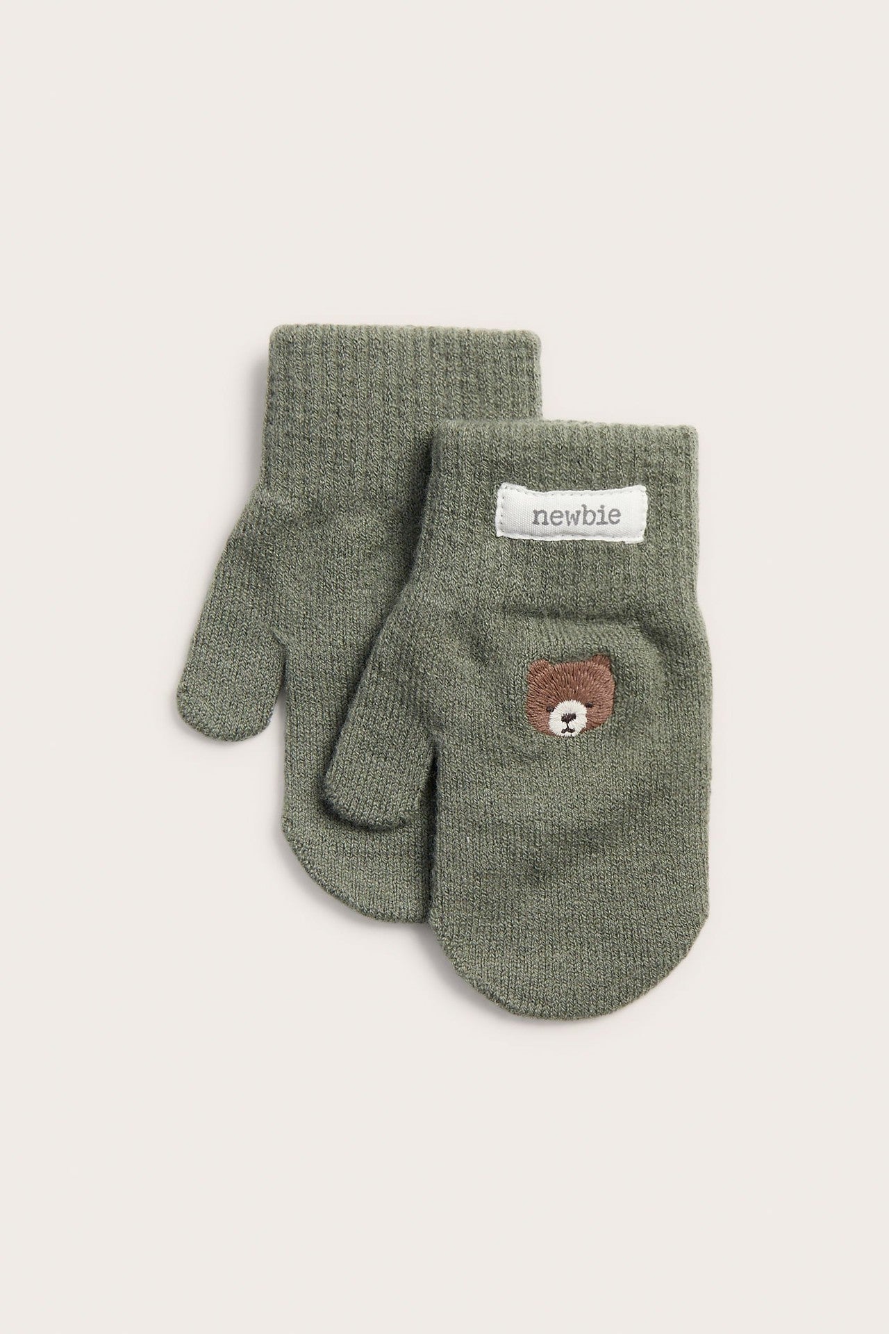 Kids mittens with embroidered bear